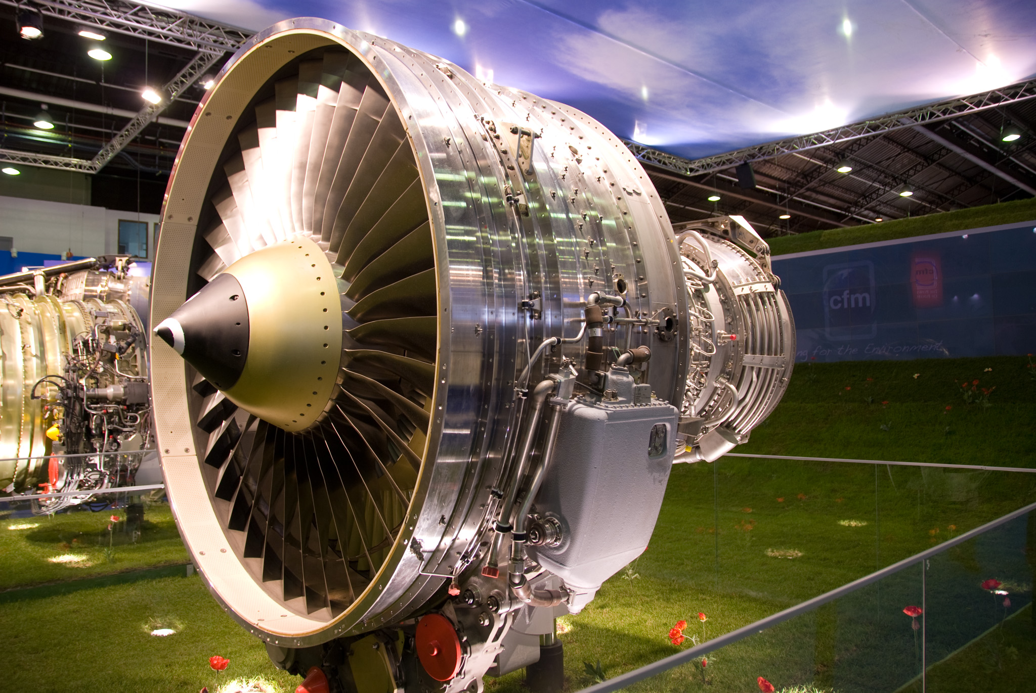Jet engine